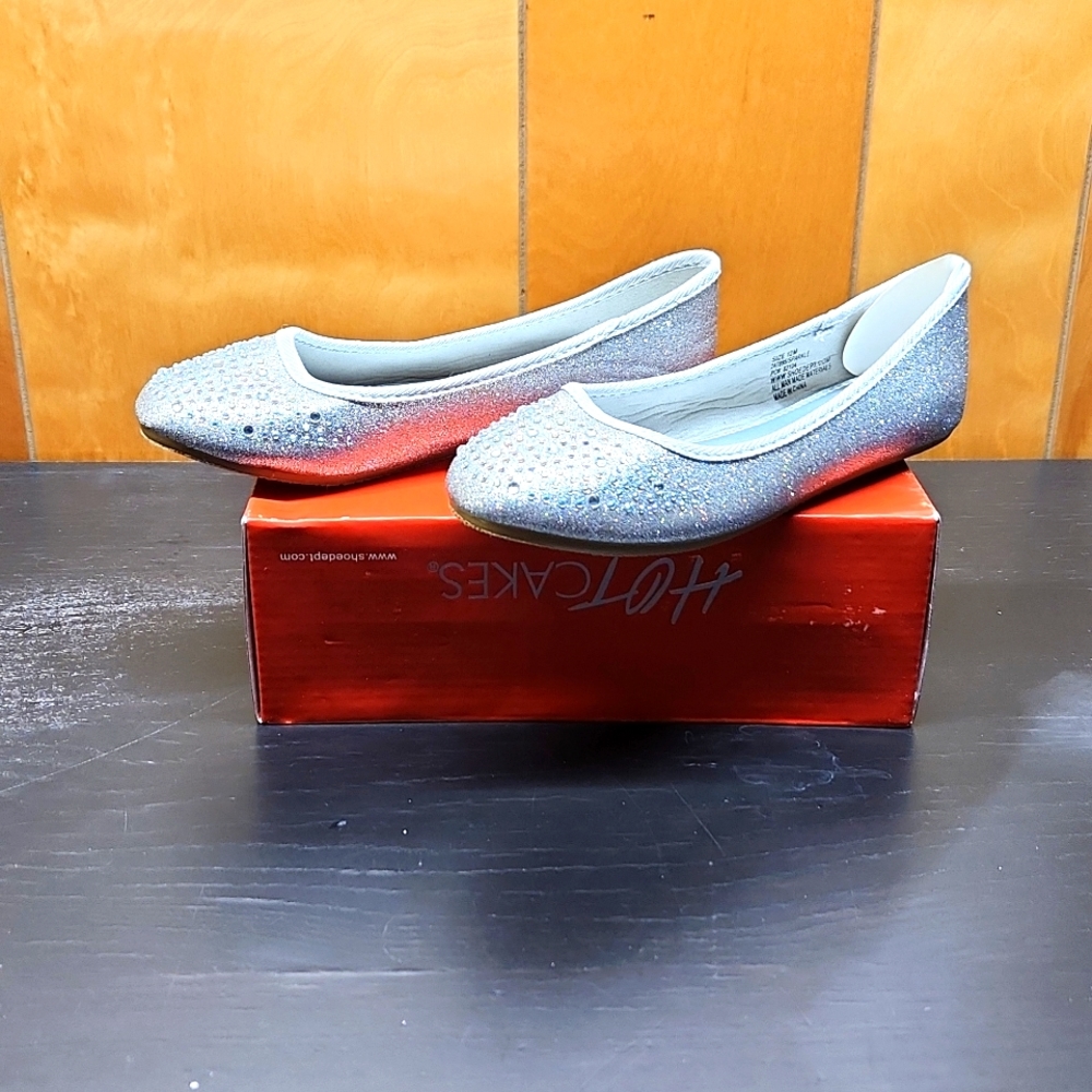 Girls Silver Jeweled Ballet Flats